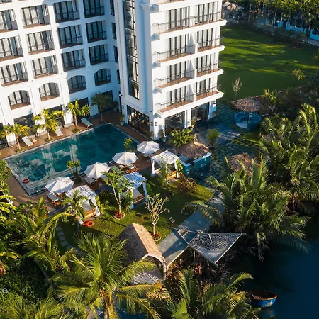 Shining Riverside Hoi An Boutique & Spa-3